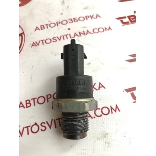 Датчик тиску палива Kia Sorento 2.5CRDI 2002-2009 0281002568